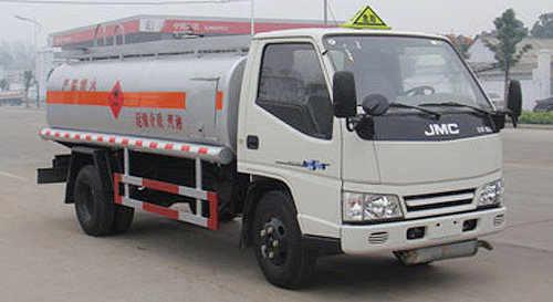 江鈴加油車